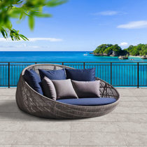 Olu bamboo round hotsell patio daybed with cushions